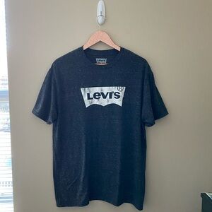 Men’s Levi’s Gray Short Sleeve Tee Size Large